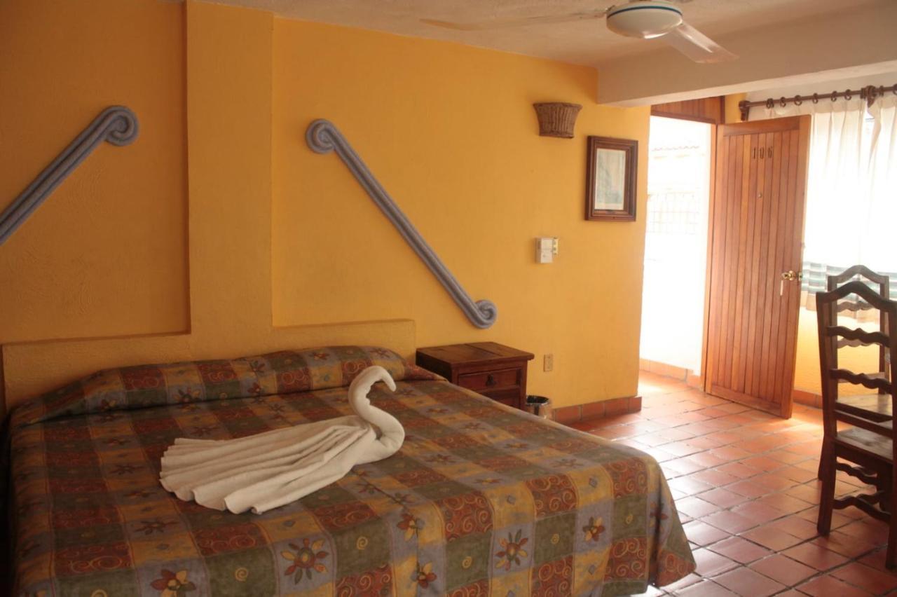 Casa Shaguiba Hotel Crucecita  Екстериор снимка