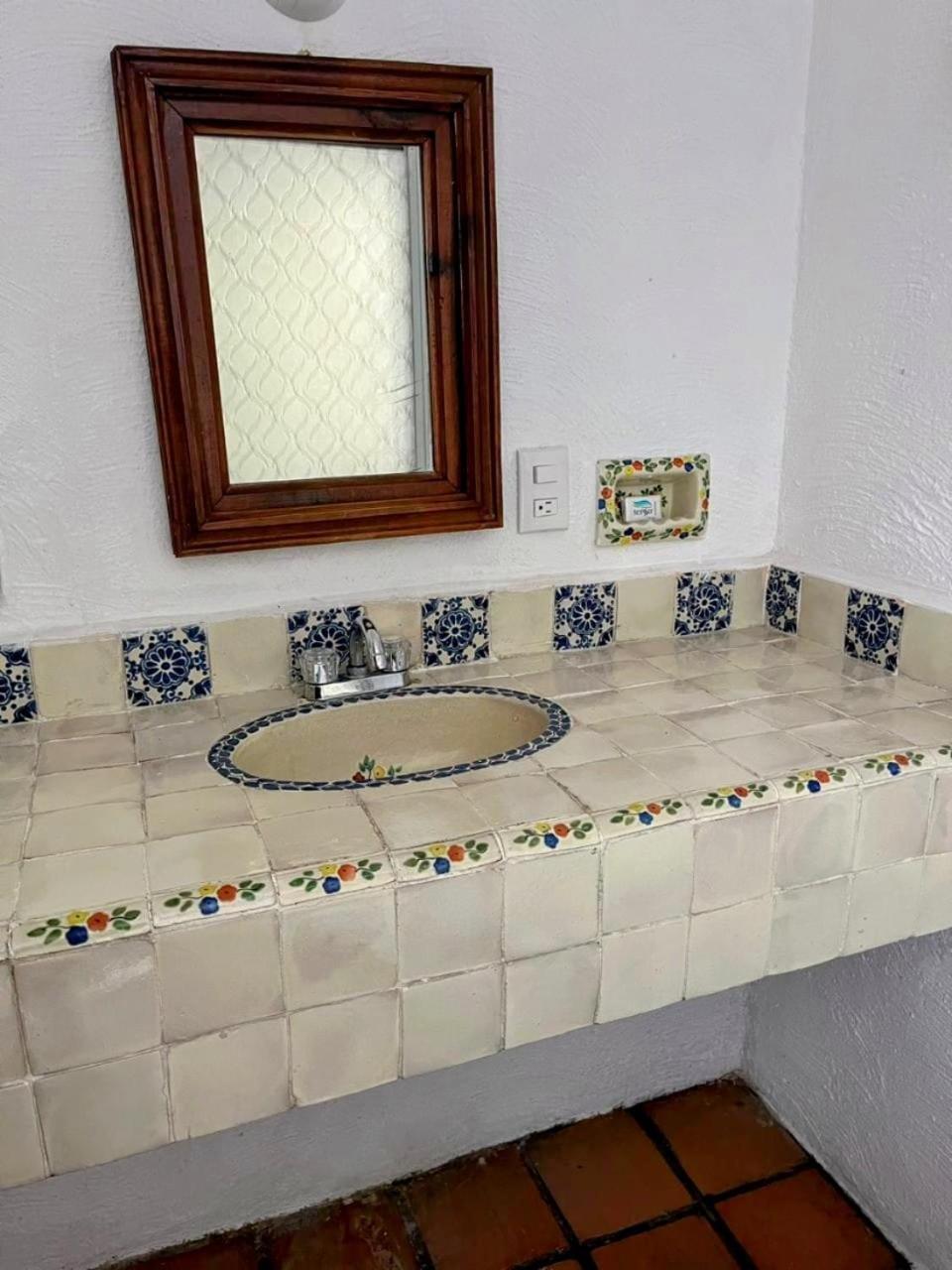 Casa Shaguiba Hotel Crucecita  Екстериор снимка