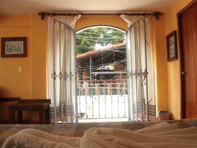 Casa Shaguiba Hotel Crucecita  Екстериор снимка