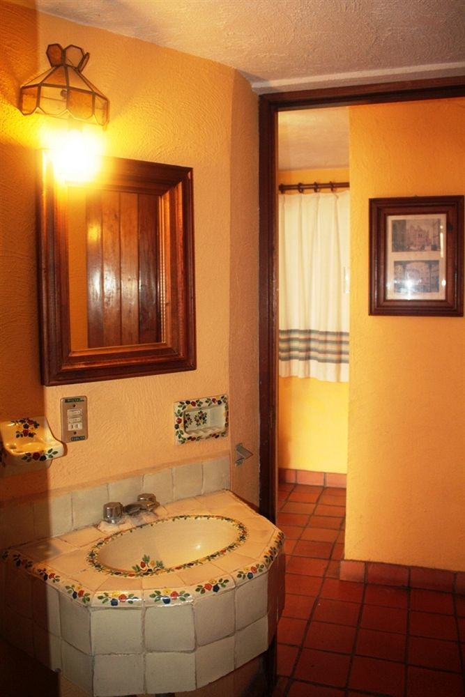 Casa Shaguiba Hotel Crucecita  Екстериор снимка